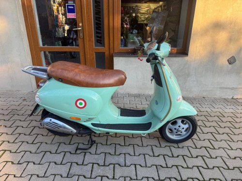 Vespa ET4 125